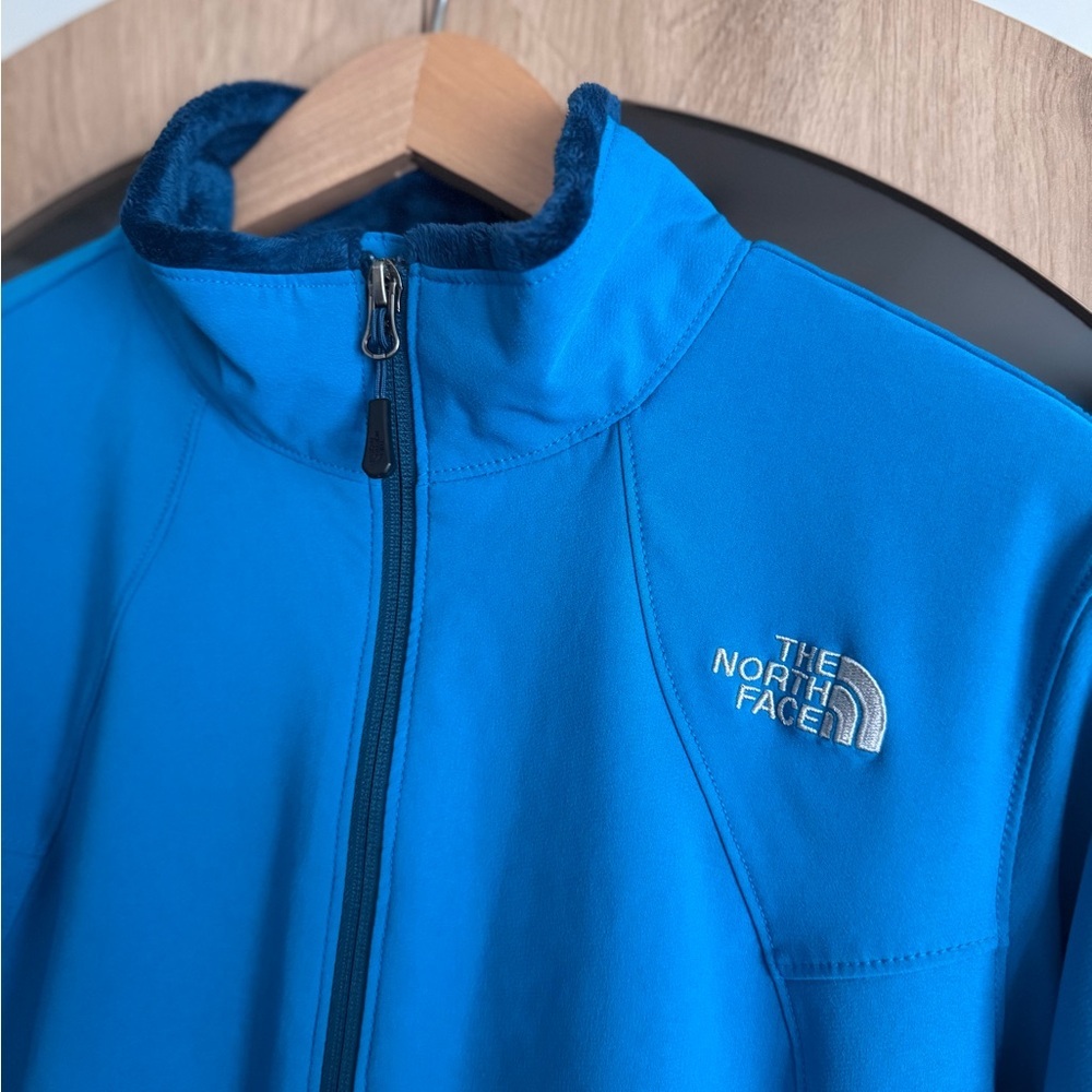 The North Face- Women’s Vibrant Blue Fleece Jacket XL